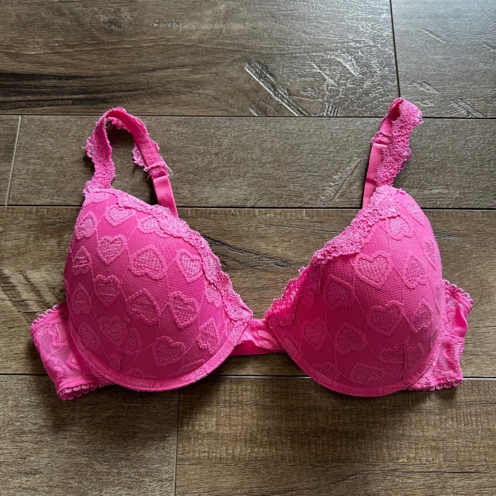 Y2K Bimbo Fruit of the Loom Hot Pink Heart Lace Push Up Bra 36C